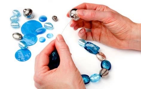 Fashion World Info 4 U: Jewellery Making - Basic Techniques