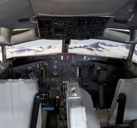 Boeing 727 Cockpit Procedures Trainer | Wings Over the Rockies Air ...