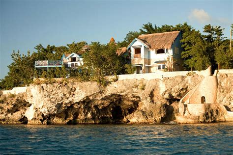 The Caves Hotel & Spa Jamaica | MR.GOODLIFE