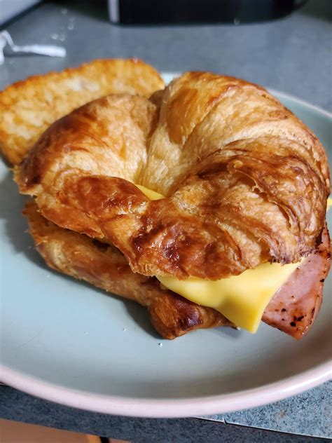 [Homemade] ham egg and cheese on a croissant : food