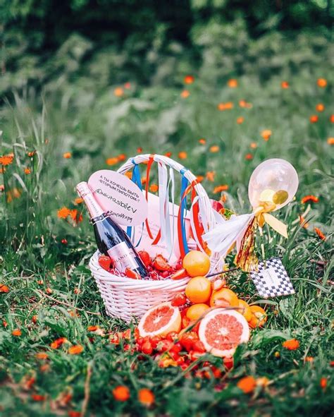 Celebrate with a Birthday Picnic Basket