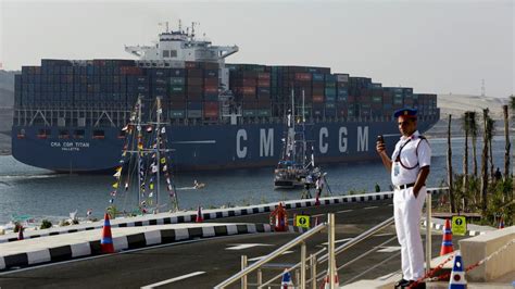 Maersk says Suez Canal Authority proposes new toll system | Al Arabiya ...