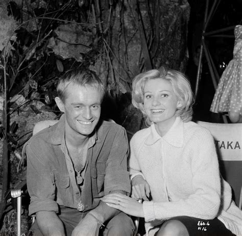 David McCallum with his wife Jill Ireland on the set of JUNGLE FIGHTERS ...