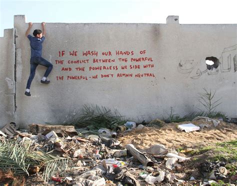 Gaza Strip Graffiti: Artist Banksy Tunnels Back Into Palestine ...