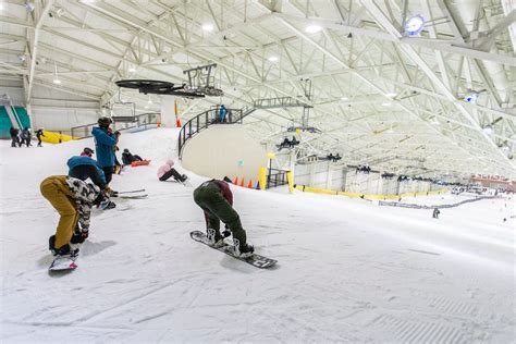 Big Snow American Dream on indoor slope in New Jersey awaits re-opening ...