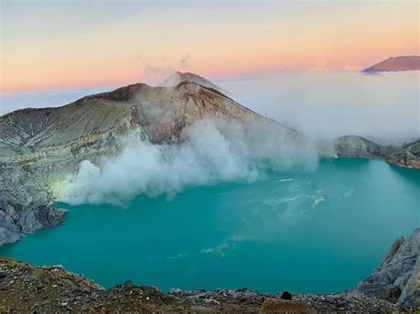 The Kawah Ijen Crater Sunrise Hike | Volcano + Blue Flame + Itinerary