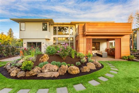 Top 5 Front Yard Modern Landscape Designs | RMPS