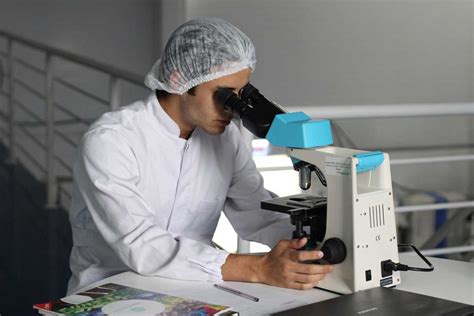 How to Make Good Career in Biotechnology in India