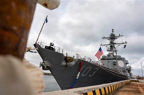 USS TRUXTUN RETURNS FROM DEPLOYMENT - Seapower