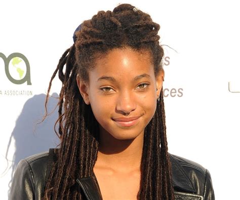 Willow Smith Biography - Facts, Childhood, Family Life & Achievements