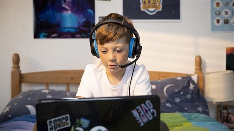 Is Minecraft safe for children? | NSPCC