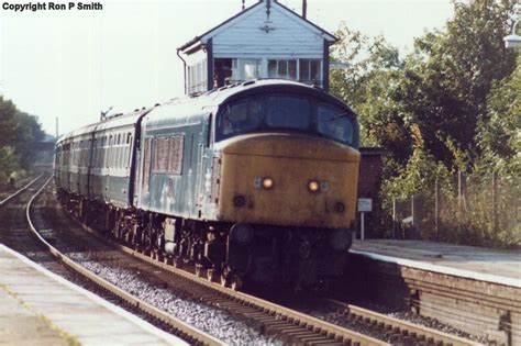 047_29 | BR class 46 loco number 46039 and passenger train p… | Flickr