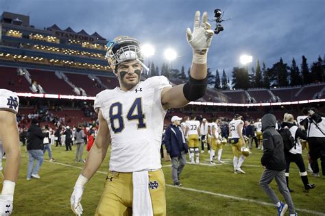 PLAYER PROFILE: Cole Kmet, TE, Notre Dame | Zone Coverage