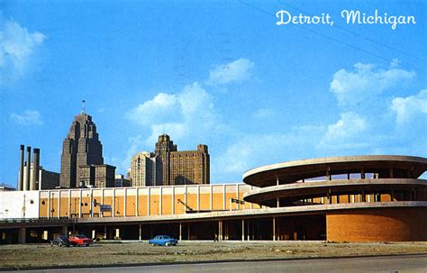 Cobo Hall and Skyline Detroit MI | The spiral ramp on the ri… | Flickr