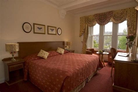 Old Waverley Hotel - Best Hotels in Edinburgh