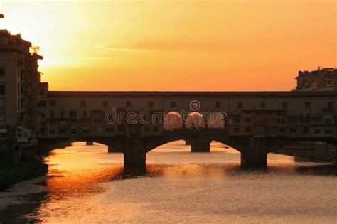 Ponte vecchio sunset stock photo. Image of building, tuscany - 8551534