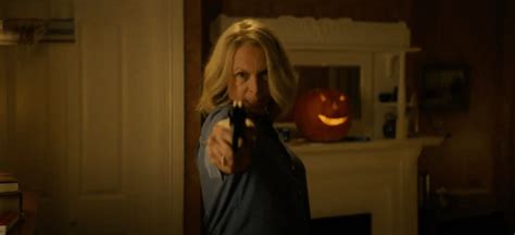 Halloween Ends Final Trailer: Can Jamie Lee Curtis Kill Michael Myers ...