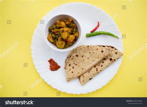 2,455 Sabji Roti Images, Stock Photos & Vectors | Shutterstock