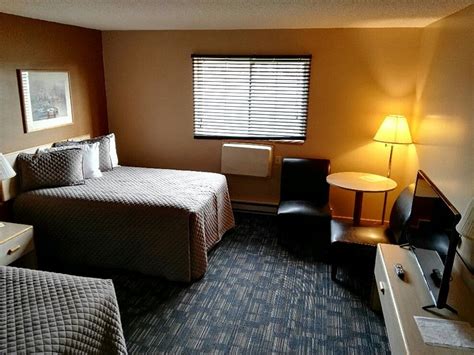 LAKESIDE MOTOR INN - Updated 2024 Prices & Hotel Reviews (Gladstone, MI)