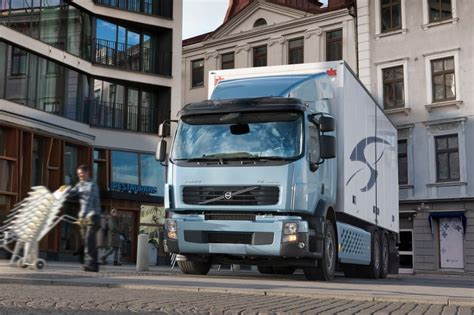 Volvo FE Hybrid Truck Goes on Sale - autoevolution