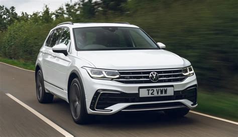 2022 Volkswagen Tiguan eHybrid Review - Automotive Daily