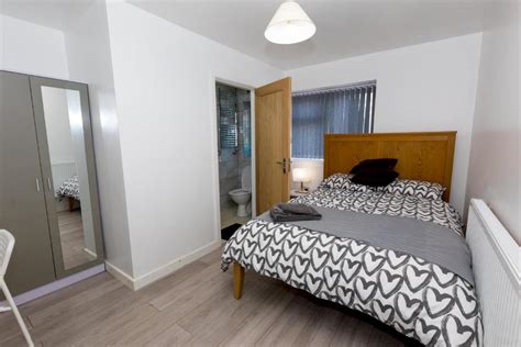 Comfortable stay in Shirley, Solihull - Room 1, Birmingham (updated ...