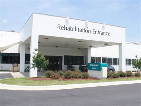 Does the Type of Rehab Center Matter?