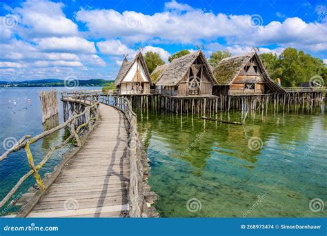 Lake Dwellings Unteruhldingen - Lake Dwellings of the Stone and Bronze ...