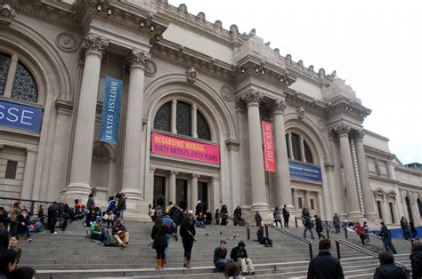 The Metropolitan Museum of Art : New York City | Visions of Travel