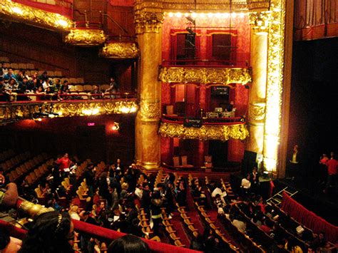 Colonial Theatre (Boston) - Wikipedia