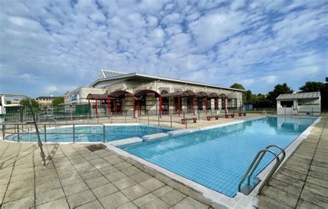 Outdoor swimming | Finchely Lido | Barnet | Better