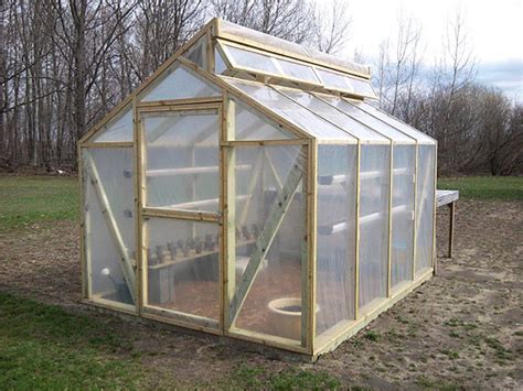 12 Free DIY Greenhouse Plans