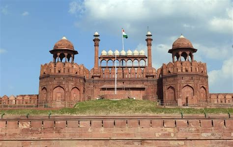 Red Fort Delhi : Ticket Price, Timings, Location, How to Reach 2023 ...