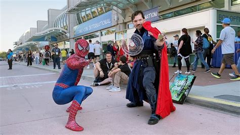 Fans surge to San Diego Comic-Con despite Hollywood strikes