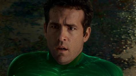 Zack Snyder Considered Ryan Reynolds' Green Lantern For Justice League