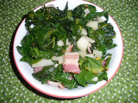 Jackie Likes to Eat: Southern Style Turnip Greens