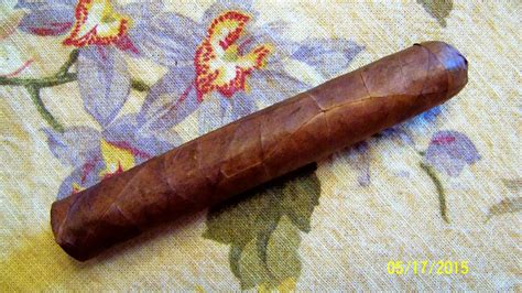 Tiny Tim's Cigar World!: Cigar Bundles of Miami Made in Miami Habano ...