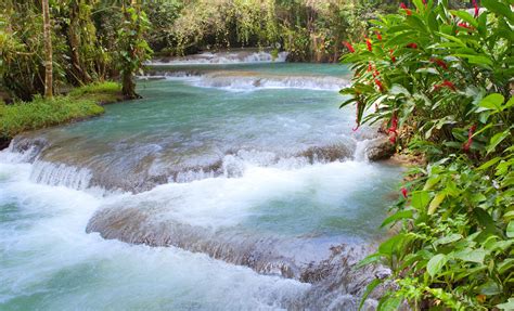 Exclusive Dunn's River Falls Day Excursion in Ocho Rios