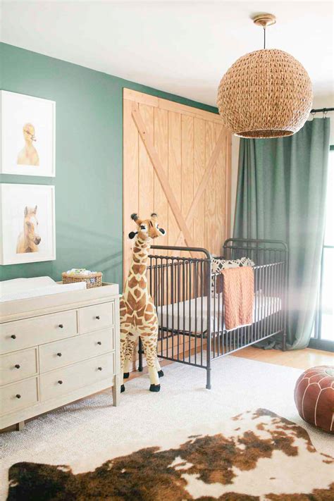 15 Gender-Neutral Green Nursery Ideas - DIY Darlin'