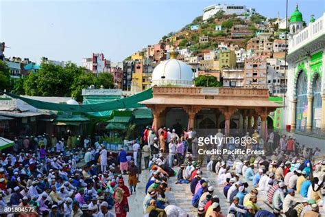 58 The Khwaja Moinuddin Chishti Dargah Photos & High Res Pictures ...