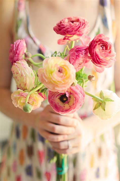 persian buttercup bouquet by mollie hewitt / 500px