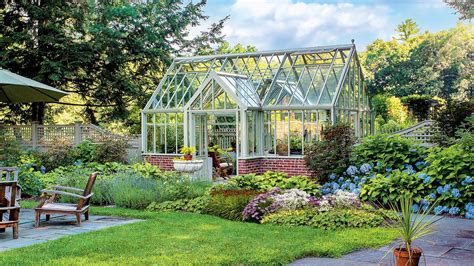 How to choose a greenhouse | Real Homes