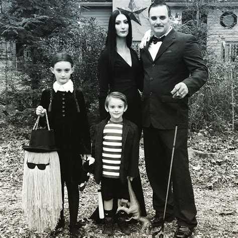 Addams Family Halloween Costume Ideas