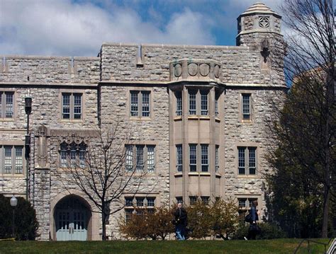 Blackstone's David Calhoun Gives $20 Million to Virginia Tech - Bloomberg