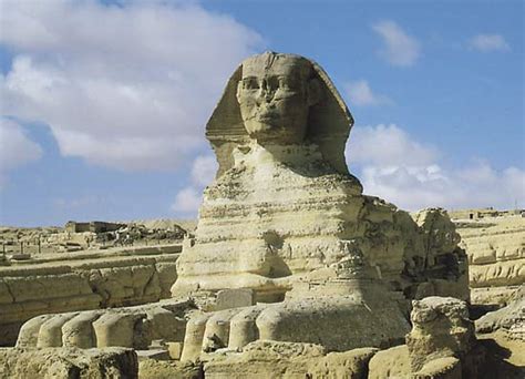 Great Sphinx of Giza Historical Facts and Pictures | The History Hub