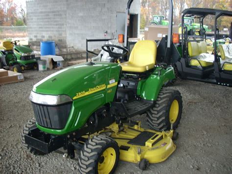 John Deere 2305 24 Hp Tractor | John Deere 2000 Twenty Series Tractors ...