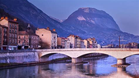 Grenoble: History and Culture by the French Alps | starttravel.co.uk