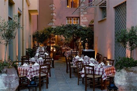 Daphne's: Athens Restaurants Review - 10Best Experts and Tourist Reviews