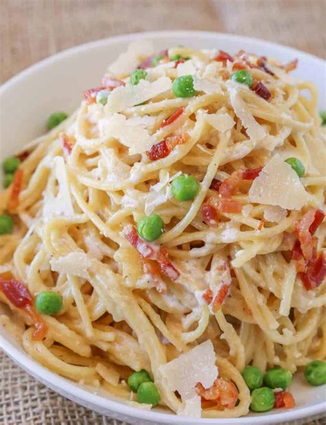 The BEST Bacon Carbonara Pasta (5 Ingredients!) - Dinner, then Dessert