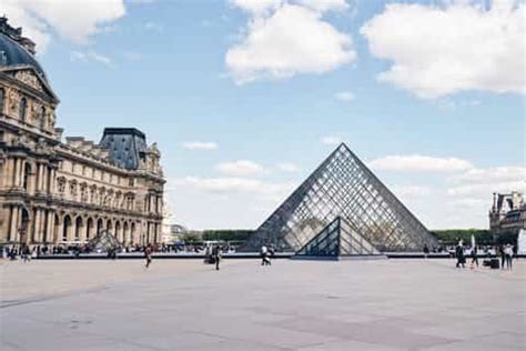 Louvre Museum, Paris - Book Tickets & Tours | GetYourGuide